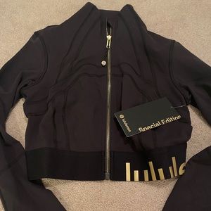 Lululemon defined jacket cropped *gold special edt